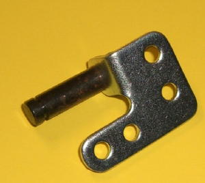 Ball Eject Assembly Mounting Bracket - Right (Bally/Williams)
